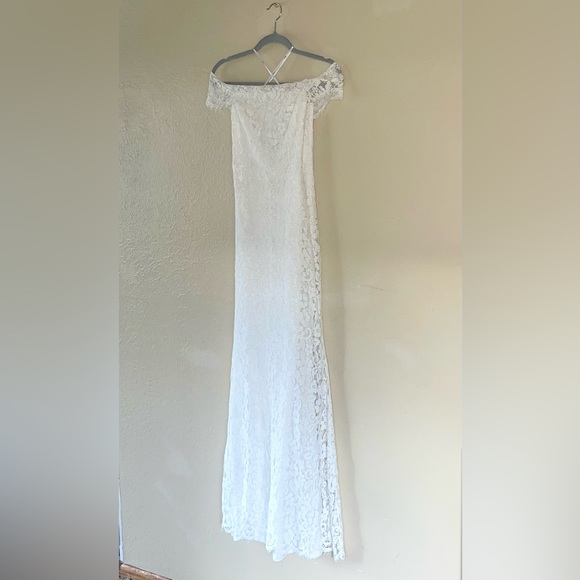 Lulus Romantic Heart White Lace Off the Shoulder Maxi Dress Size XS - Picture 2 of 4